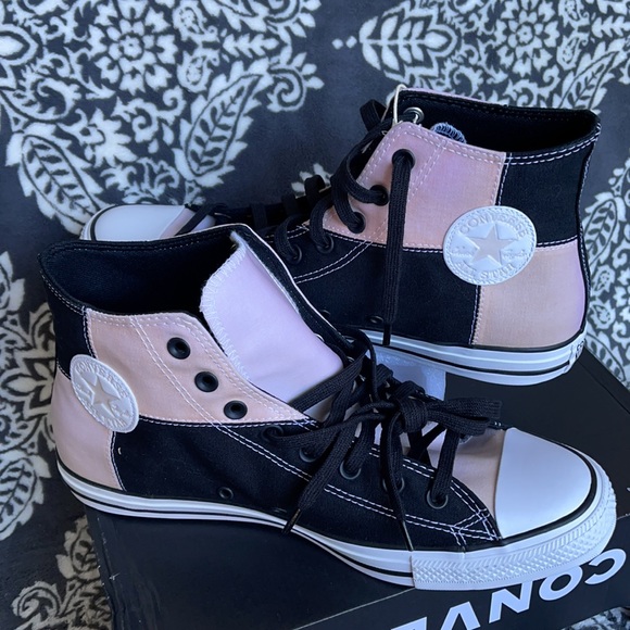 Converse Chuck Taylor All Star Hi Black/Magenta/White MEN`S - Picture 11 of 16